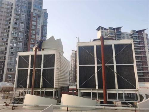 冷卻塔配件廠家直銷說影響著閉式冷卻塔的降溫效果的因素試什么？(山東閉式降溫冷卻塔廠家)