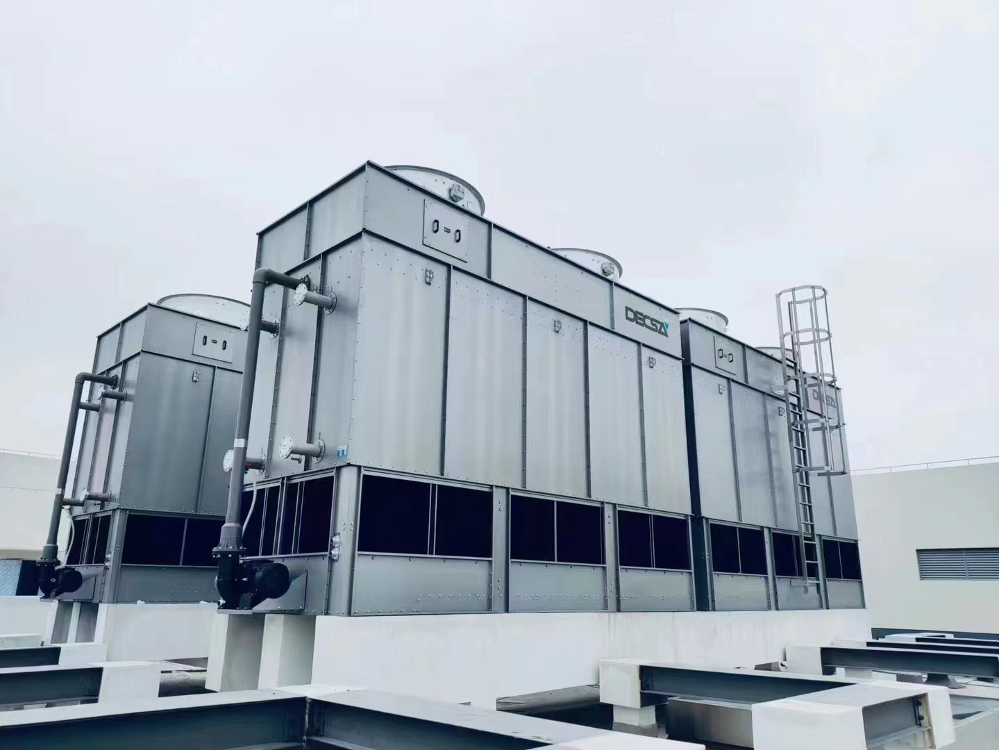 閉式冷卻塔裝置在哪里比較合適,閉式冷卻塔廠家排名